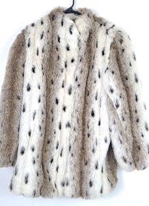 EUC StyleVI LTD Faux Fur Coat